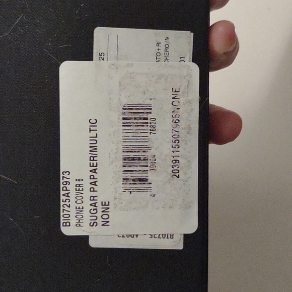 Dolce and Gabbana iPhone 6 family patch phone case - Picture 9 of 12